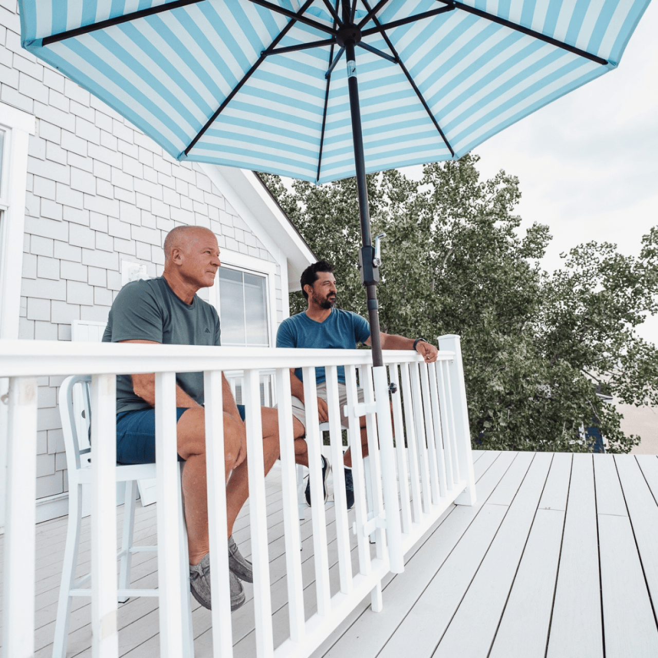 deck mounted patio umbrella Railing Mounted Umbrella Holder for Deck & Balcony Railings (Black or – Love Your Deck
